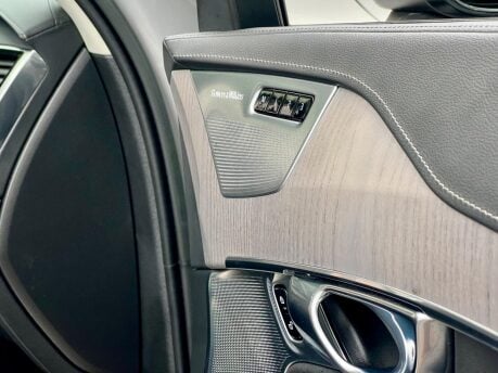 Volvo XC90 B5 ULTIMATE AWD MHEV 13