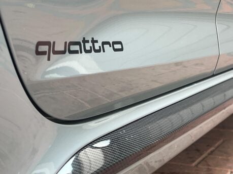 Audi RS4 RS 4 TFSI QUATTRO CARBON BLACK 34