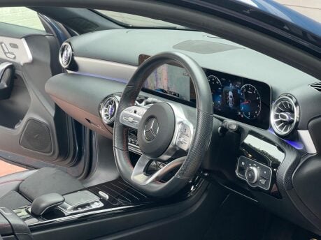 Mercedes-Benz A Class 2.0 A220 AMG Line (Premium Plus) 7G-DCT Euro 6 (s/s) 5dr 11