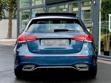 Mercedes-Benz A Class 2.0 A220 AMG Line (Premium Plus) 7G-DCT Euro 6 (s/s) 5dr 17
