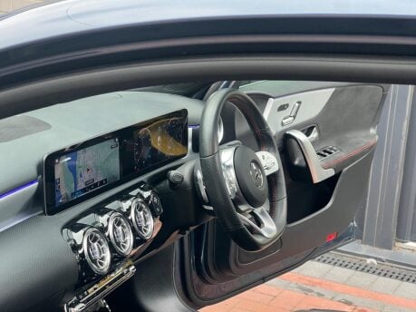 Mercedes-Benz A Class 2.0 A220 AMG Line (Premium Plus) 7G-DCT Euro 6 (s/s) 5dr 18