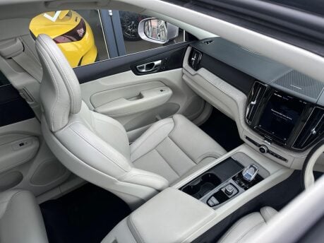 Volvo XC60 RECHARGE T8 INSCRIPTION PRO AWD 3