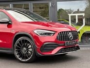 Mercedes-Benz GLA AMG GLA 35 4MATIC PREMIUM PLUS 42