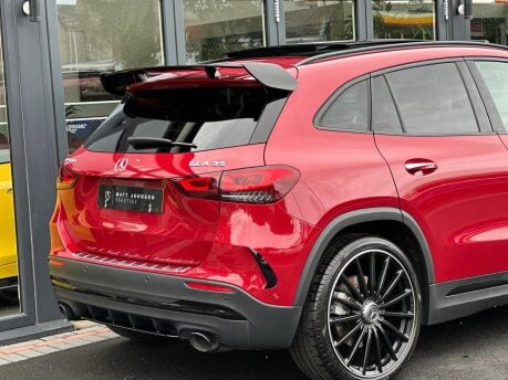 Mercedes-Benz GLA AMG GLA 35 4MATIC PREMIUM PLUS 52