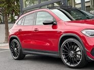Mercedes-Benz GLA AMG GLA 35 4MATIC PREMIUM PLUS 61