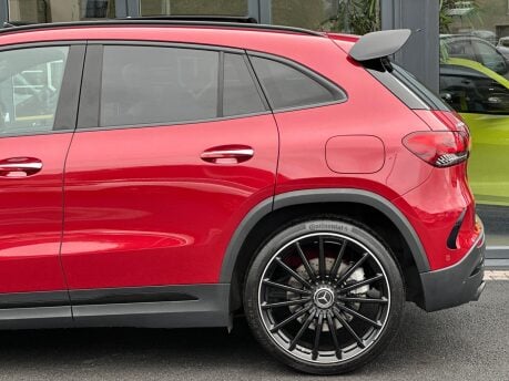 Mercedes-Benz GLA AMG GLA 35 4MATIC PREMIUM PLUS 36
