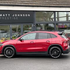 Mercedes-Benz GLA AMG GLA 35 4MATIC PREMIUM PLUS 2