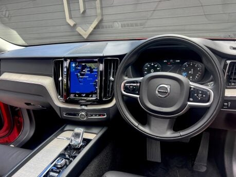 Volvo XC60 B5 INSCRIPTION AWD MHEV 30