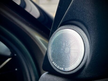 Land Rover Range Rover Evoque R-DYNAMIC HSE PHEV 19