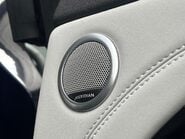 Land Rover Range Rover Evoque R-DYNAMIC SE MHEV 20