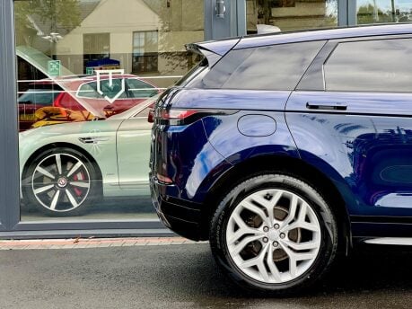 Land Rover Range Rover Evoque R-DYNAMIC SE MHEV 28