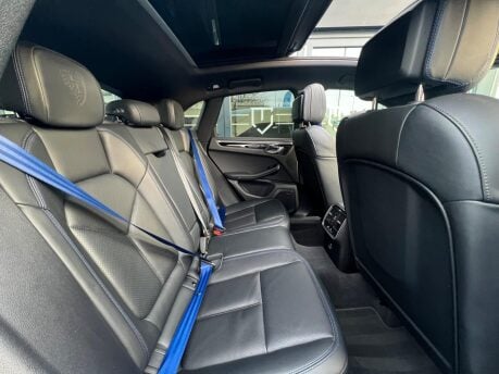 Porsche Macan 2.9T V6 S PDK 4WD Euro 6 (s/s) 5dr 12