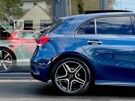 Mercedes-Benz A Class A 180 AMG LINE EDITION PREMIUM PLUS 9