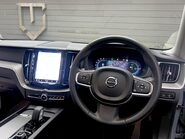 Volvo XC60 RECHARGE T6 CORE AWD 11