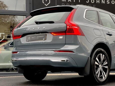 Volvo XC60 RECHARGE T6 CORE AWD 7