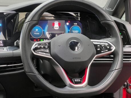 Volkswagen Golf GTI TSI DSG 16