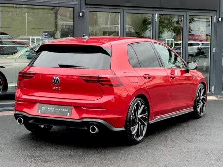 Volkswagen Golf GTI TSI DSG 23