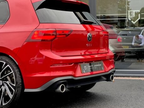Volkswagen Golf GTI TSI DSG 14