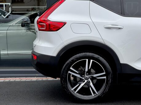 Volvo XC40 T3 R-DESIGN 23