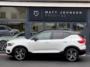 Volvo XC40 T3 R-DESIGN 38