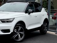 Volvo XC40 T3 R-DESIGN 19