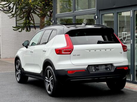 Volvo XC40 T3 R-DESIGN 42