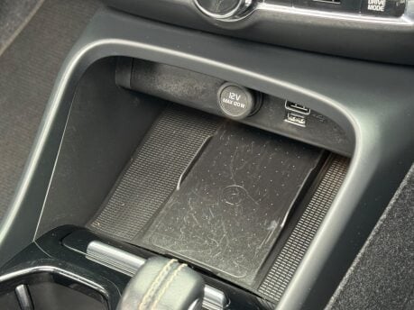 Volvo XC40 T3 R-DESIGN 50