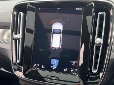 Volvo XC40 T3 R-DESIGN 35