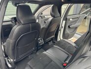Volvo XC40 T3 R-DESIGN 33