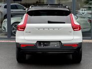 Volvo XC40 T3 R-DESIGN 45