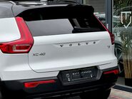 Volvo XC40 T3 R-DESIGN 40