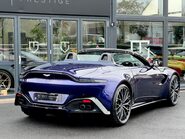Aston Martin Vantage V8 ROADSTER 13