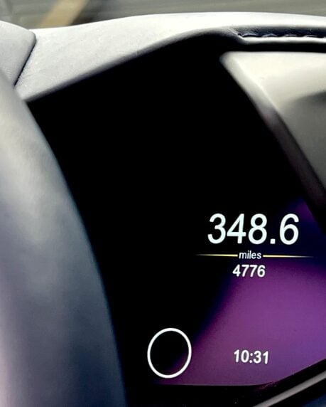 Aston Martin Vantage V8 ROADSTER 16