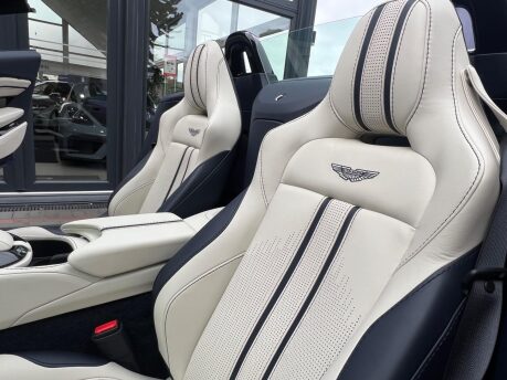 Aston Martin Vantage V8 ROADSTER 20