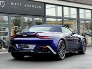 Aston Martin Vantage V8 ROADSTER 29