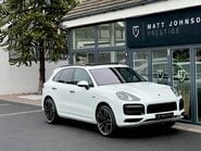 Porsche Cayenne V6 PLATINUM EDITION 2
