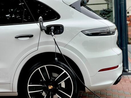 Porsche Cayenne V6 PLATINUM EDITION 6