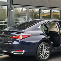 Lexus Es 300H 3