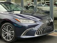 Lexus Es 300H 10