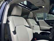 Lexus Es 300H 7