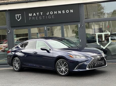 Lexus Es 300H 22