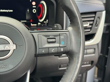 Nissan Qashqai DIG-T TEKNA DCT MHEV 43