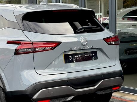 Nissan Qashqai DIG-T TEKNA DCT MHEV 41