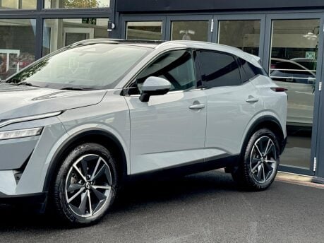 Nissan Qashqai DIG-T TEKNA DCT MHEV 33