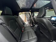 Volvo XC40 RECHARGE T4 R-DESIGN 6