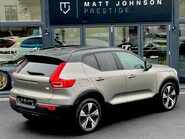 Volvo XC40 RECHARGE T4 R-DESIGN 3