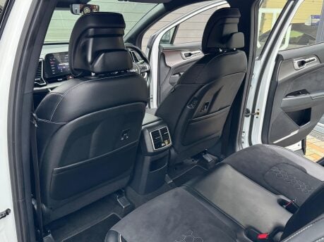 Kia Sportage GT-LINE 8