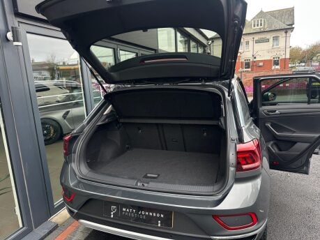 Volkswagen T-Roc STYLE TSI 4MOTION DSG 32