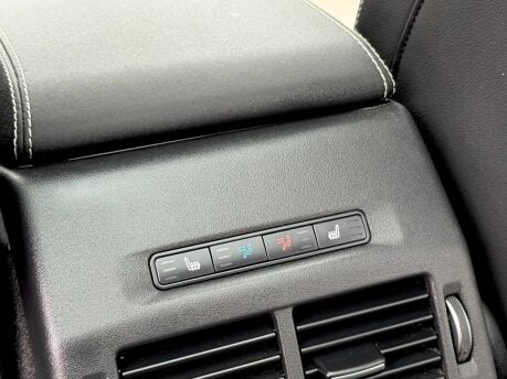 Land Rover Discovery Sport R-DYNAMIC SE PHEV 18