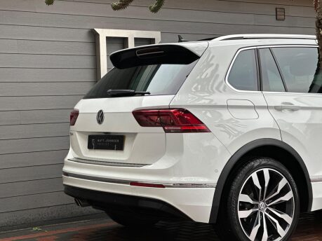 Volkswagen Tiguan 1.5 TSI EVO R-Line Tech DSG Euro 6 (s/s) 5dr 55